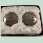 Sæt med to metaldåser til første tand og hårlok.