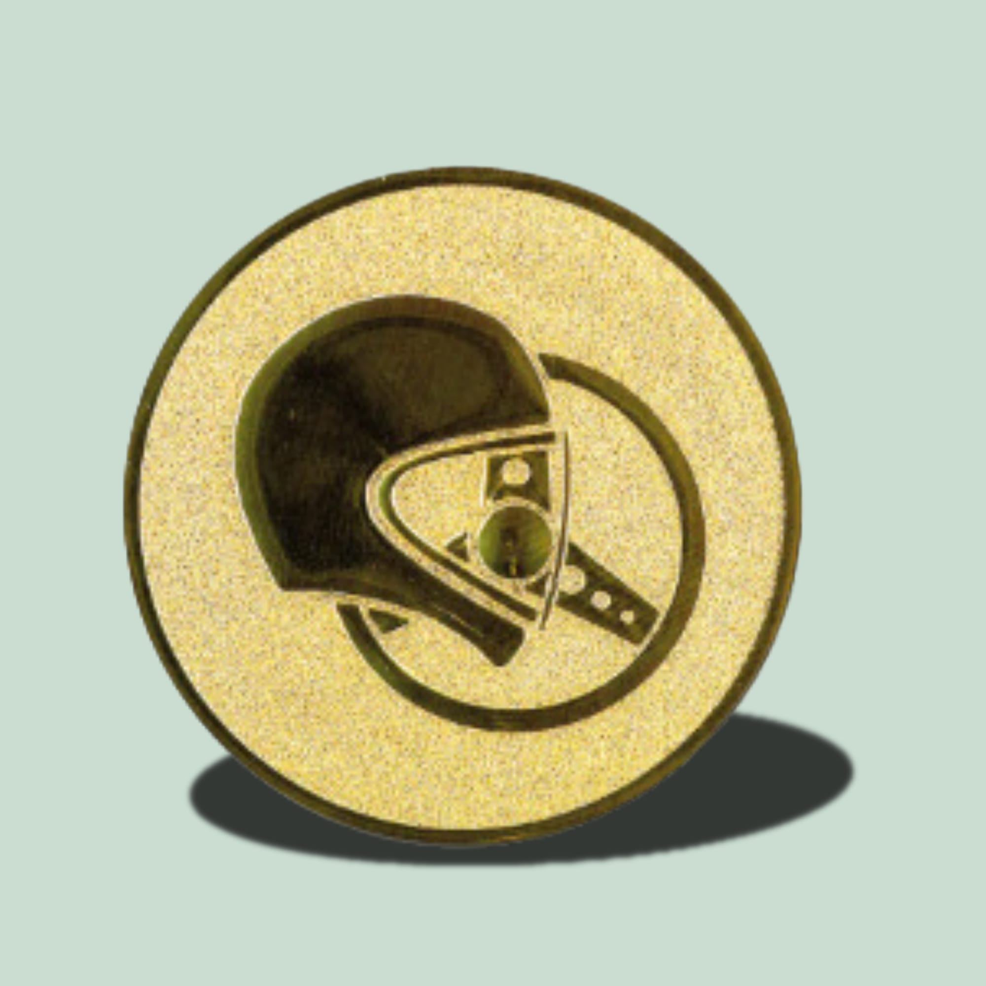 EMBLEM10 - BIL RET - RACE Guldmedalje med hjelm