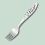 Børnegaffel med indgraveret billede på håndtaget