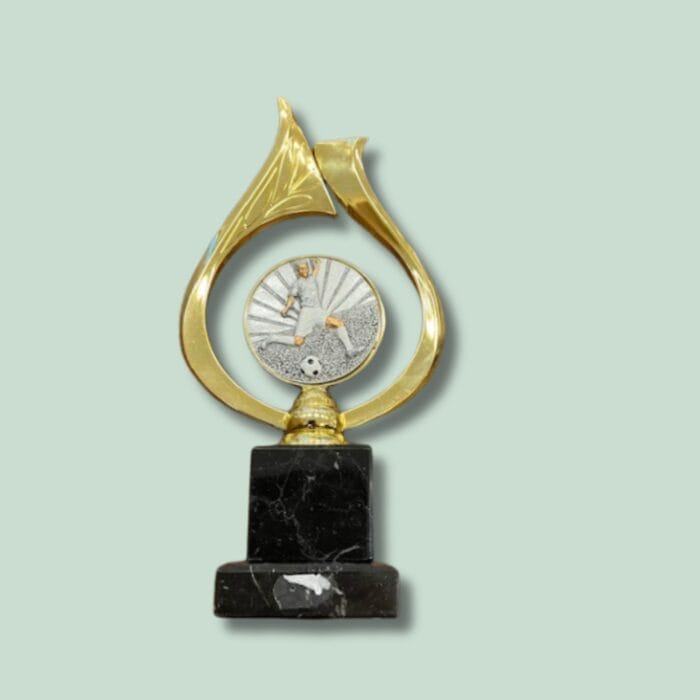 Statuette - Fodboldspiller i fakkel - Hjortlund & Bøgh Gravering - FODNOTEN 1 MED GROeN